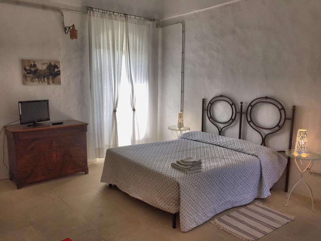 Tenuta Sant'Andrea Giuggianello ภายนอก รูปภาพ